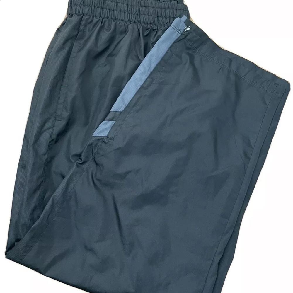 MENS BLACK POLYESTER  TRAINING PANTS  40x32